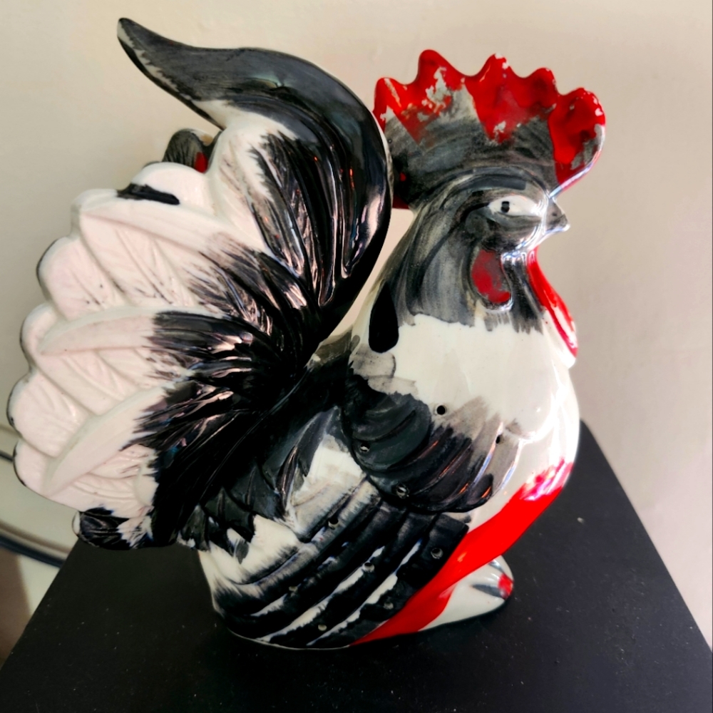Vintage Ceramic Rooster Hor-dourves Server